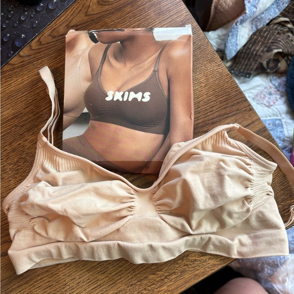SKIMS Other - SKIMS Seamless Sculpting Bralette in Sand Size 2X/3X